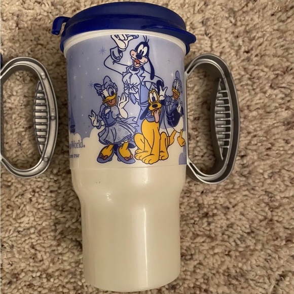 2007 WALT DISNEY WORLD Resort Where Dreams Come True Refillable 16 oz.Travel Mug - Picture 2 of 10